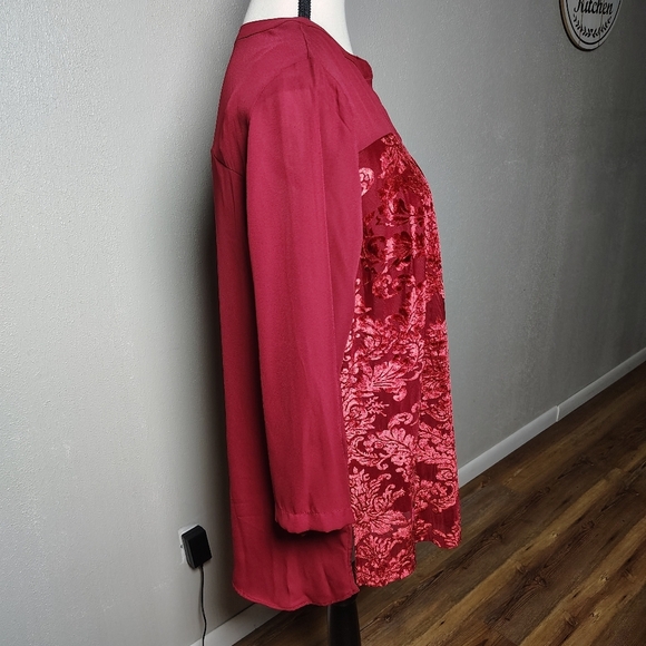 Zac & Rachel Burgundy Velvet Blouse Medium - Picture 2 of 4